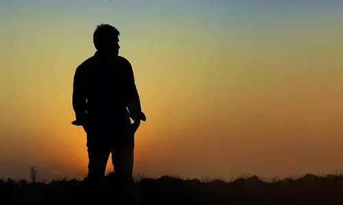 నా మూత్రం వాళ్లకి ఇవ్వలేదని ఫీల్‌ అవుతున్నారేమో - సీనియర్‌ నటుడు