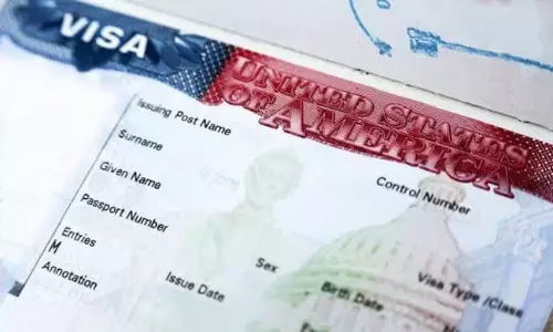 H1B వీసా నిబంధనల మార్పు: భారత విద్యార్థులు, చిన్న కంపెనీలకు కష్టకాలమా?