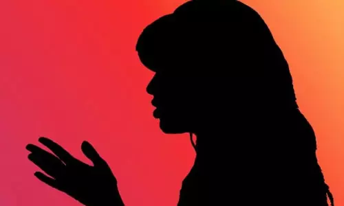 ప్ర‌పంచంలో దేనికి ప‌నికిరానిదానిలా!