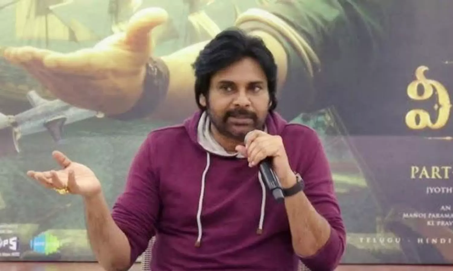 నాపై కుట్ర‌ల‌కు నా నిర్మాత‌లు న‌ష్ట‌పోయారు: ప‌వ‌న్ క‌ల్యాణ్‌