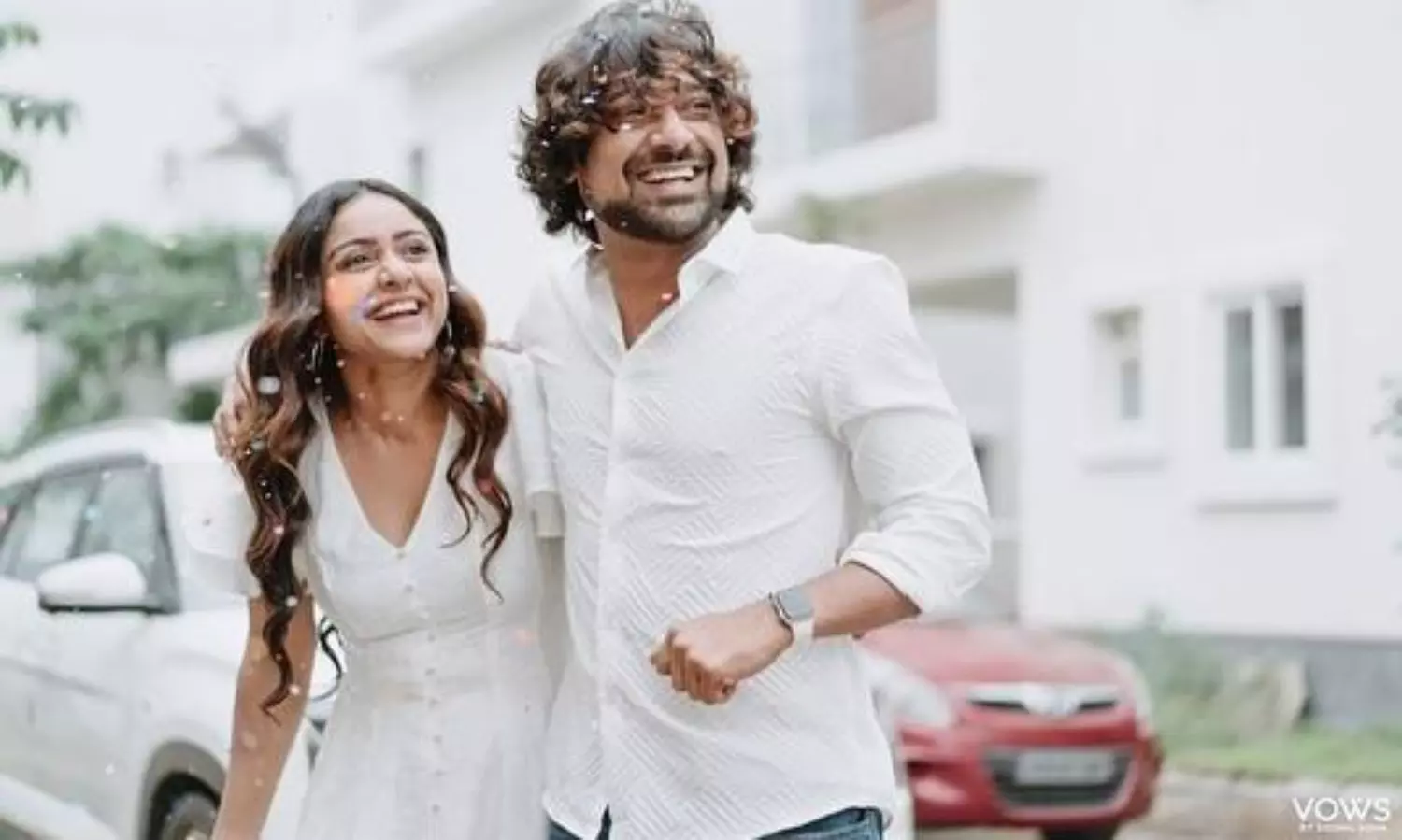 టాలీవుడ్ హీరోకు ఊహించ‌ని గిఫ్టునిచ్చిన భార్య‌