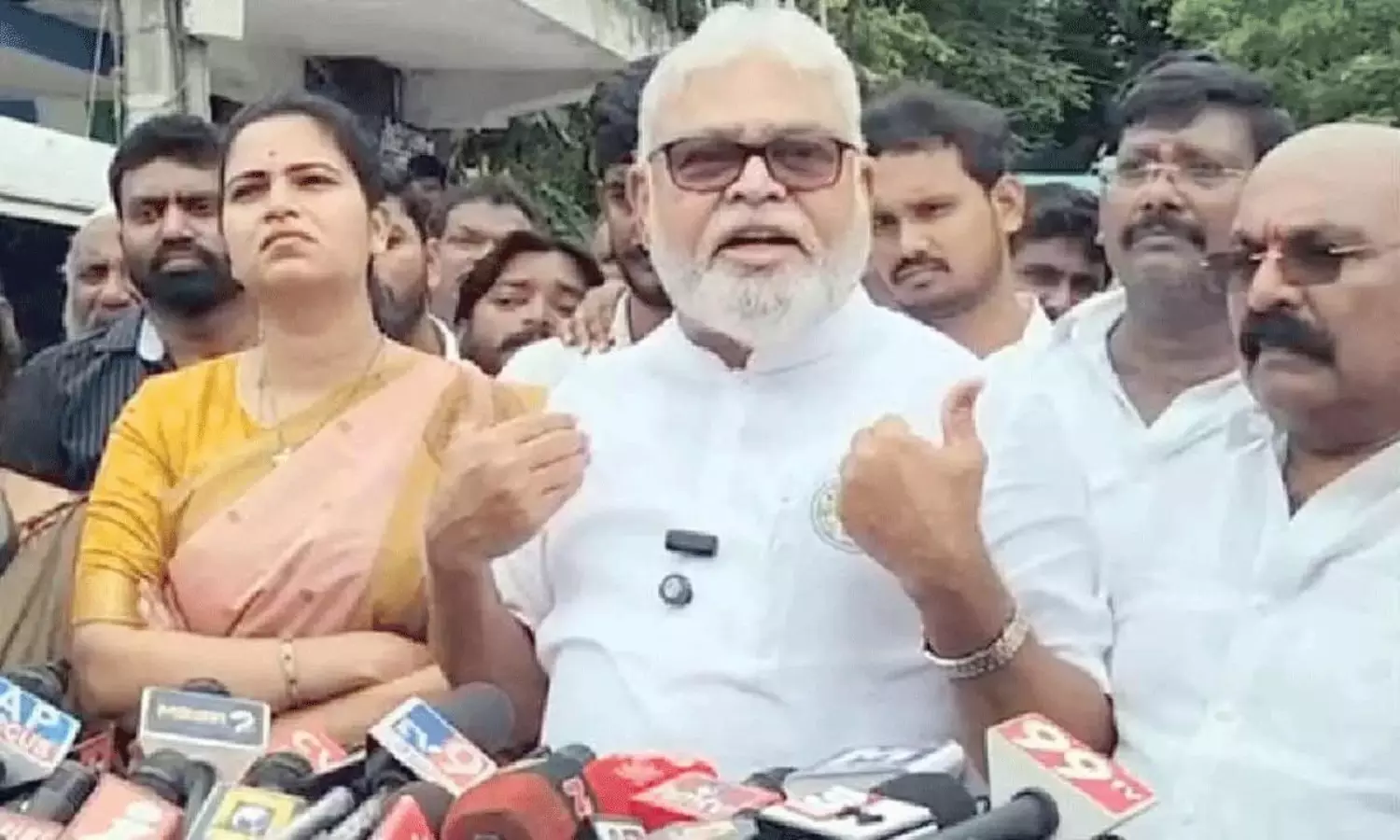 వైసీపీ #BoycottHHVM ట్రెండ్ వేళ... అంబటి ఆసక్తికర కామెంట్! వైసీపీ #BoycottHHVM ట్రెండ్ వేళ... అంబటి ఆసక్తికర కామెంట్!