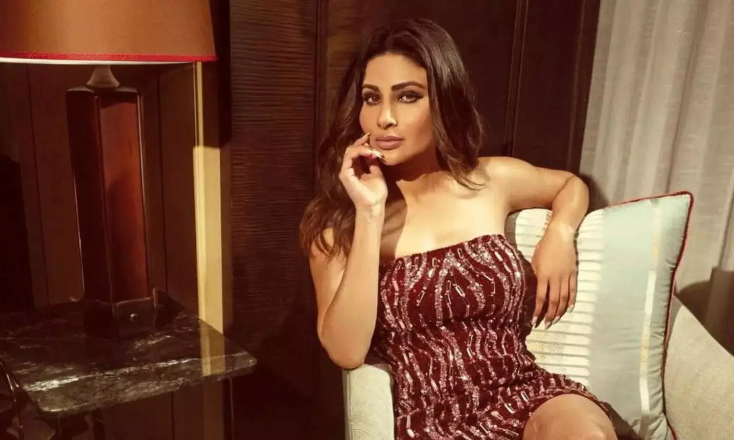 నాగిని టాలీవుడ్ భ‌విత‌వ్యం!