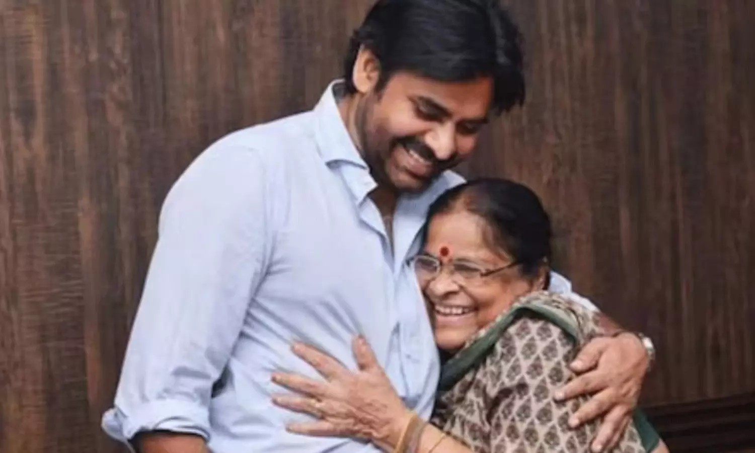 అంజనాదేవి ఆరోగ్యం.. అప్డేట్ ఇచ్చిన పవన్..