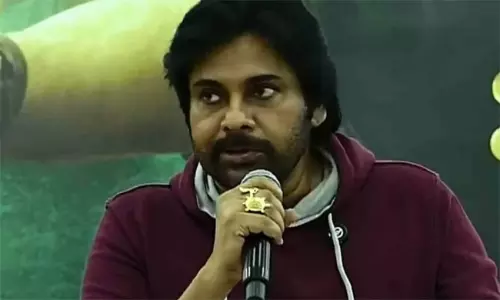 రాజకీయాల్లోకి వచ్చాక.. స్టోరీలు చెప్పడం మానేశారు: పవన్