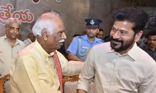 దత్తాత్రేయకు ఉప రాష్ట్రపతి.. బీజేపీని ఇరుకున పెడుతోన్న రేవంత్