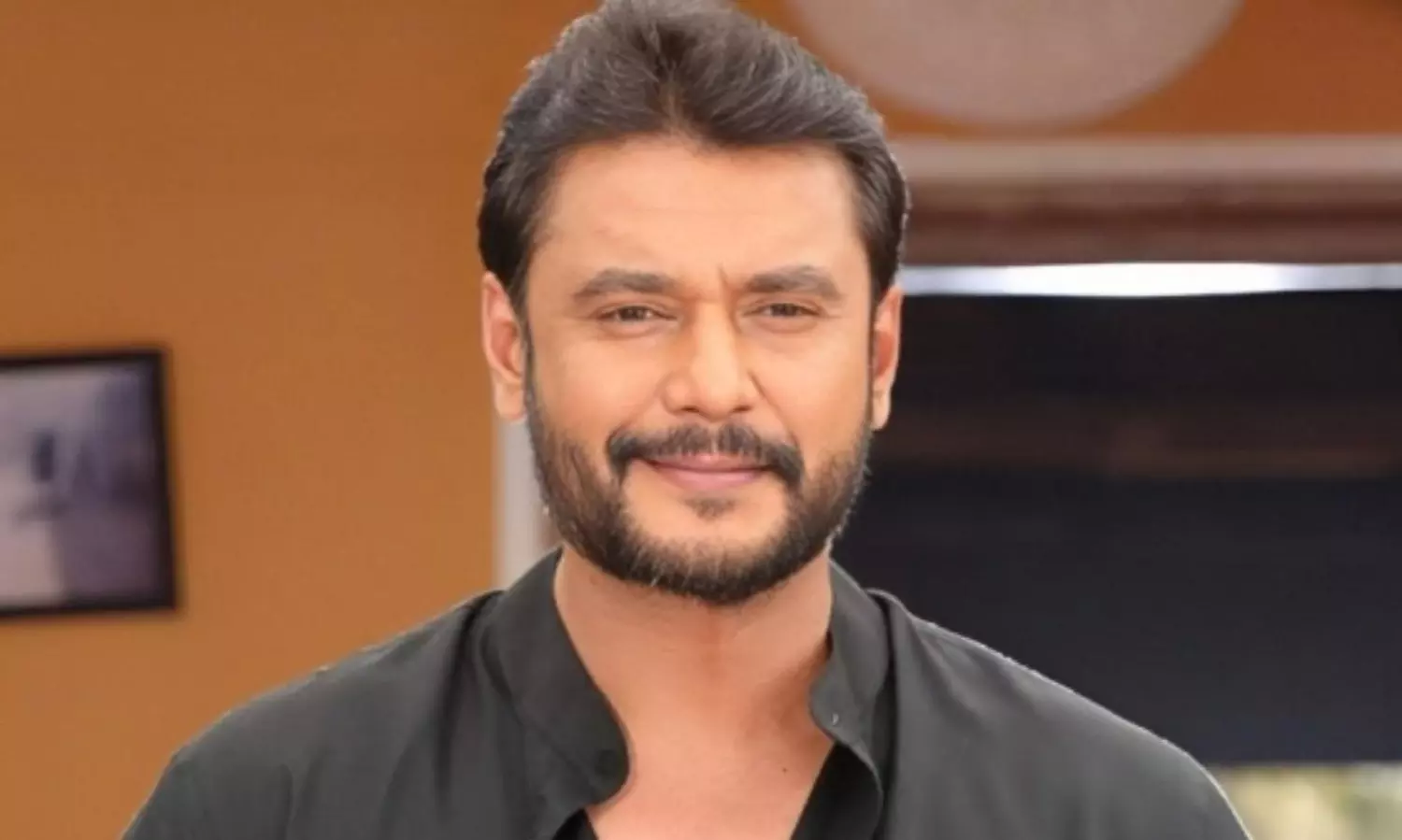 కిరాతకంగా చంపిన స్టార్ హీరోకు బెయిలా? హైకోర్టు పై సుప్రీం సీరియస్