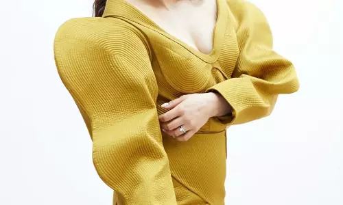 Pranitha Subhash Shares Dazzling Look