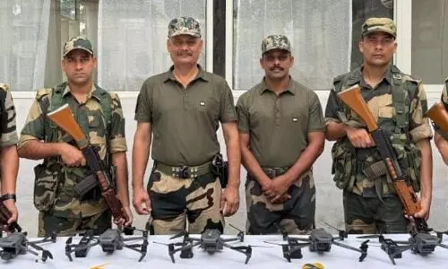 బ్రేకింగ్... 6 పాకిస్థాన్ డ్రోన్లను కూల్చేసిన భారత్!