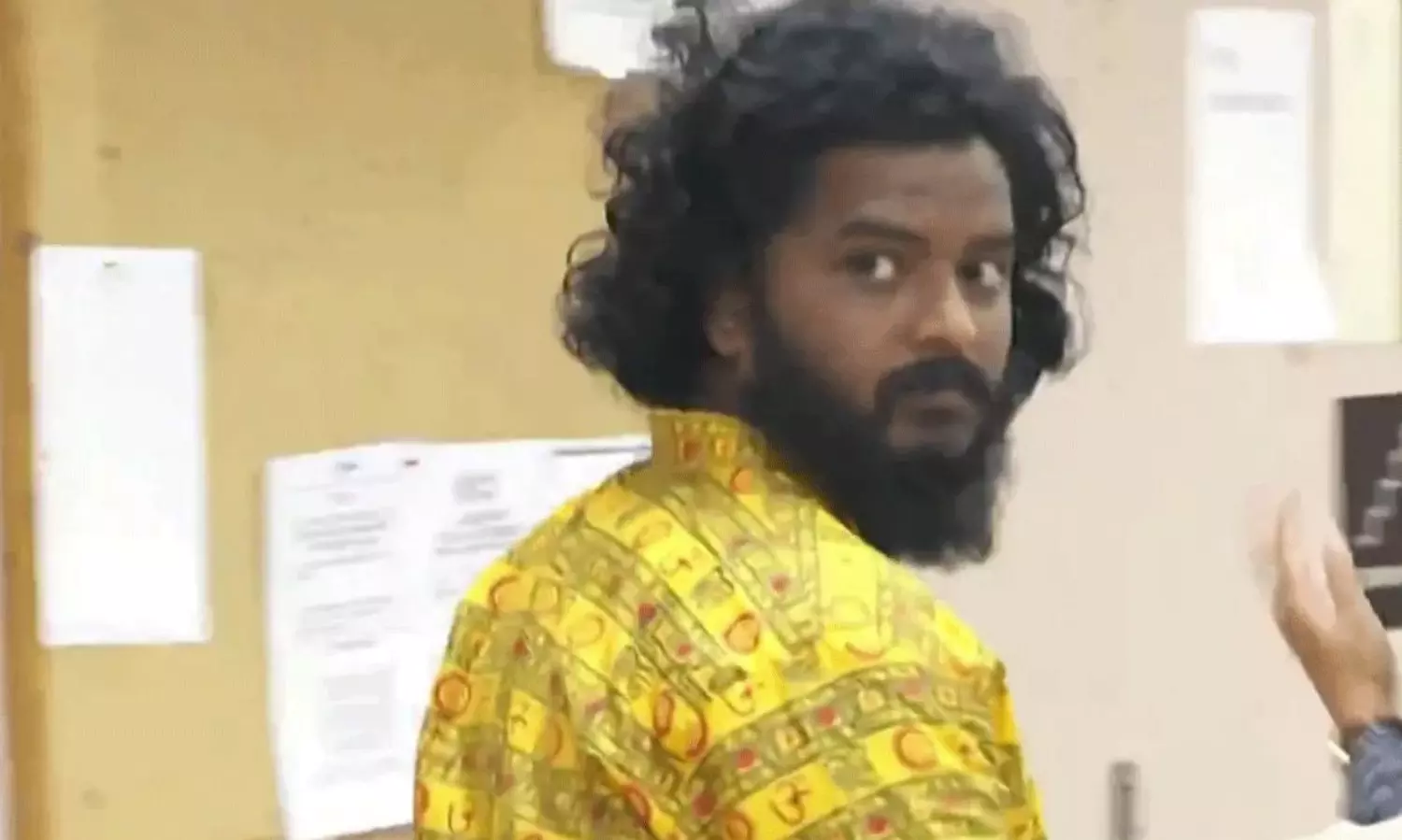 జ్యోతిష్య మోసం : న్యాసావ్ కౌంటీలో వ్యక్తి అరెస్ట్