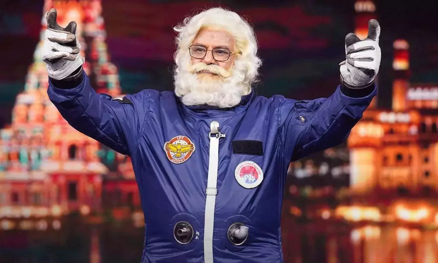 ఆదిత్య 999 డైరెక్టర్ మారాడా..? ఆదిత్య 999 డైరెక్టర్ మారాడా..?