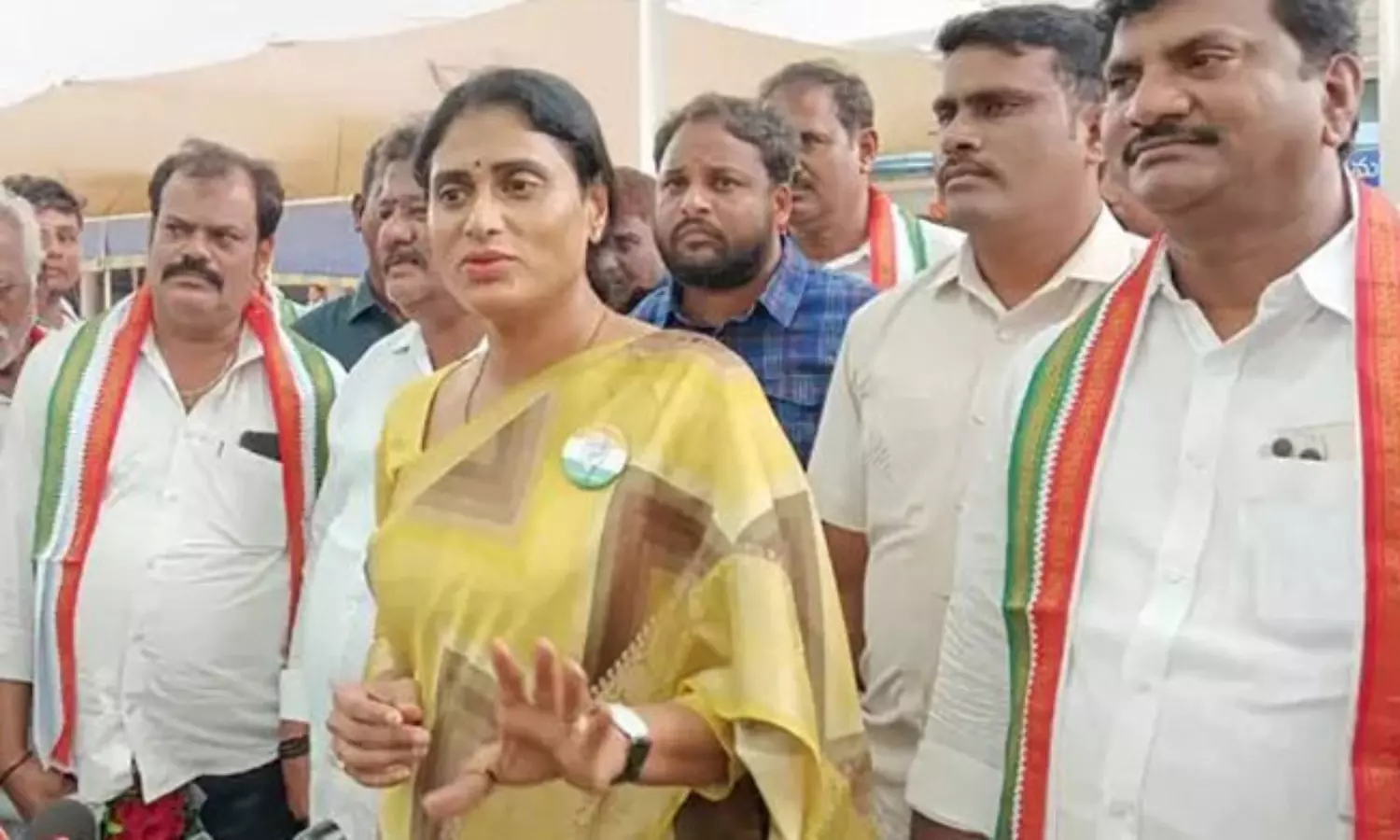 జగన్ విషయంలో స్టైల్ మార్చిన షర్మిల