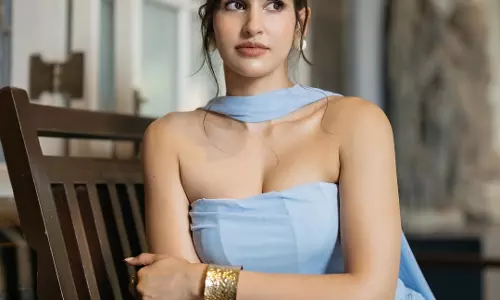 Sakshi Malik Stuns in Elegant Sky-Blue Ensemble