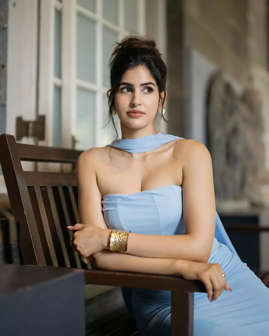 Sakshi Malik Stuns in Elegant Sky-Blue Ensemble