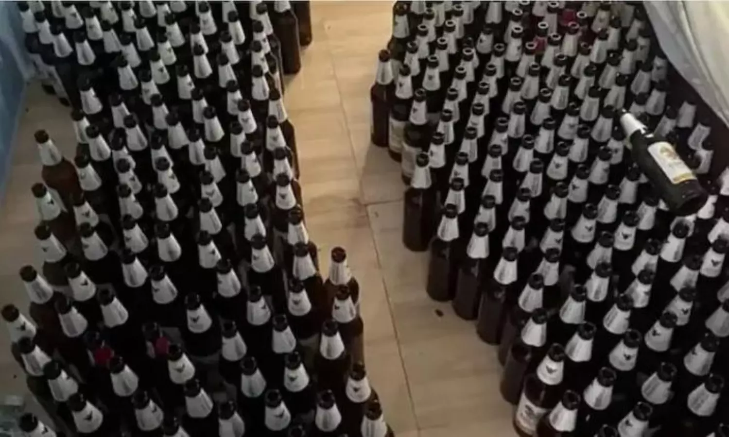 భార్యతో విడాకులు.. 100 బీర్లు తాగిన భర్త.. చివరికి విషాదాంతం!