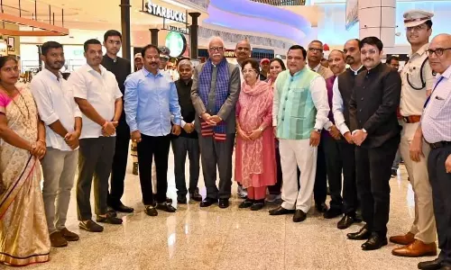 గవర్నర్ గా అశోక్ తొలిరోజు ఎలా గడిచింది..?