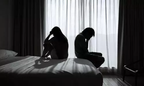 శృంగారంలో సుఖపెట్టడం లేదని భర్తను చంపేసింది శృంగారంలో సుఖపెట్టడం లేదని భర్తను చంపేసింది