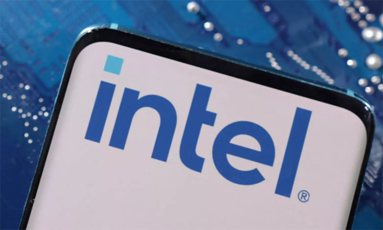 25,000 మందికి ఉద్వాసన.. ఇంటెల్ దెబ్బకు ఐటీ షేక్