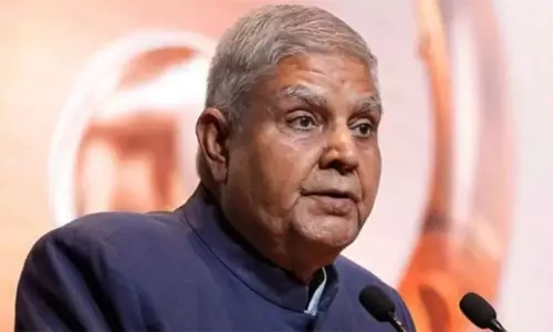 బిగ్ డిబేట్‌: మోడీ క్రెడిట్ కోసం.. ధ‌న్‌ఖ‌డ్ బ‌లి!?