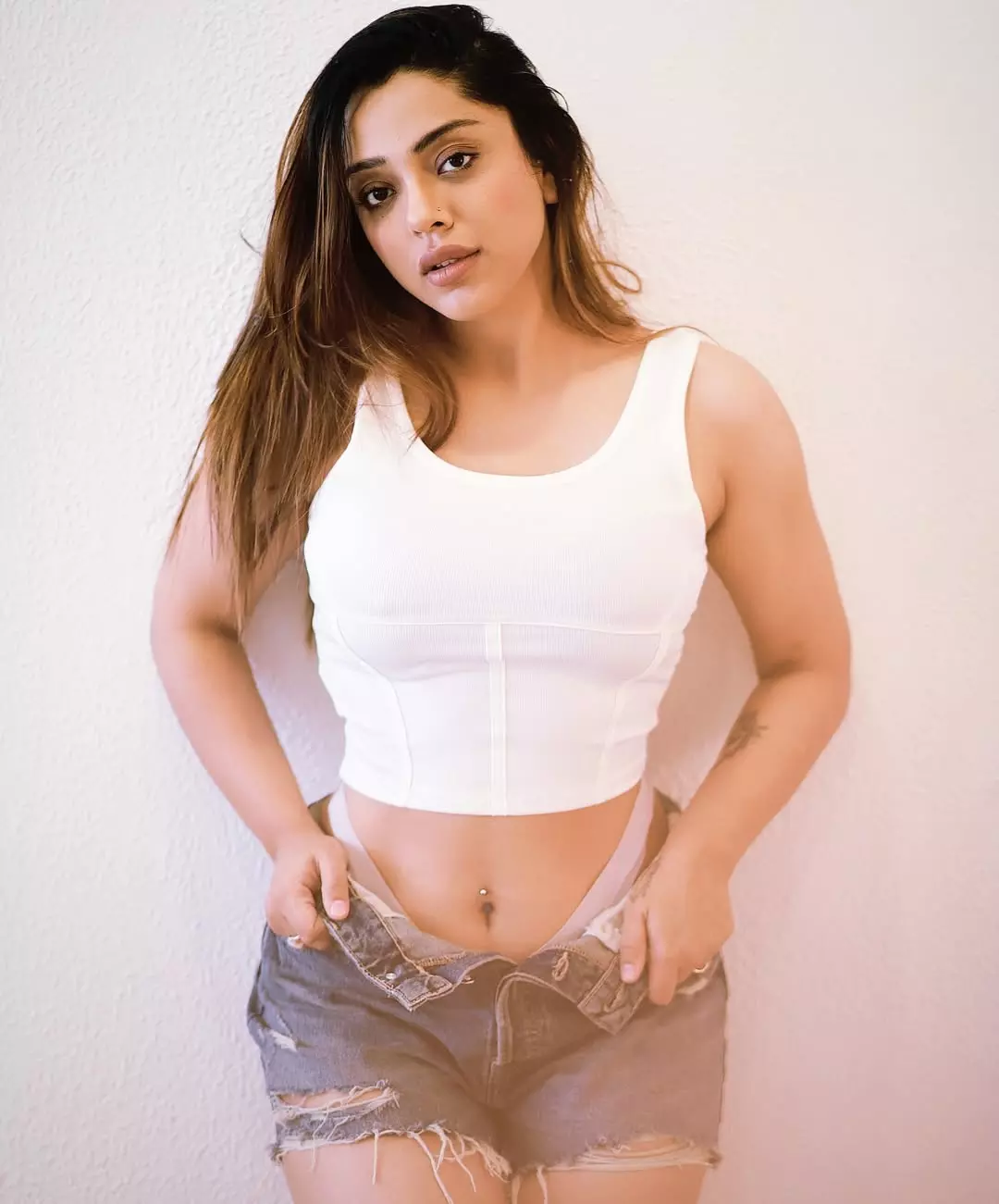 Deviyani Sharma Sets Internet On Fire With Her Beauty