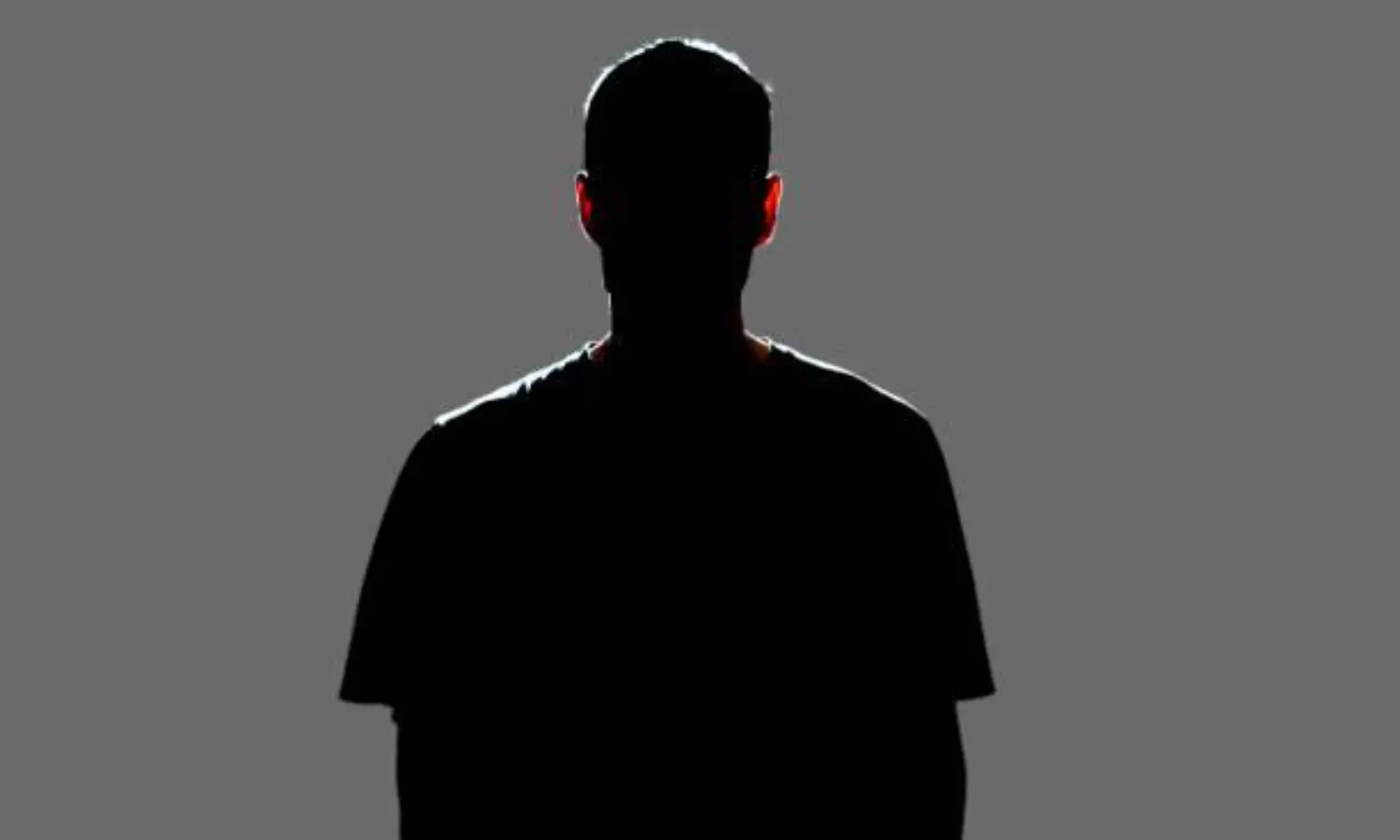 15 వారాల్లో 50కిలోలు తగ్గిన యువ హీరో 15 వారాల్లో 50కిలోలు తగ్గిన యువ హీరో