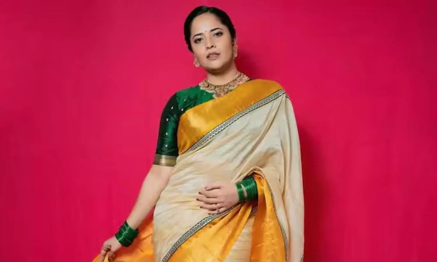 Anasuya Warns Young Men In Event