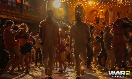 Jr NTR Hrithik Roshan Ready To Set Stage On Fire Tomorrow