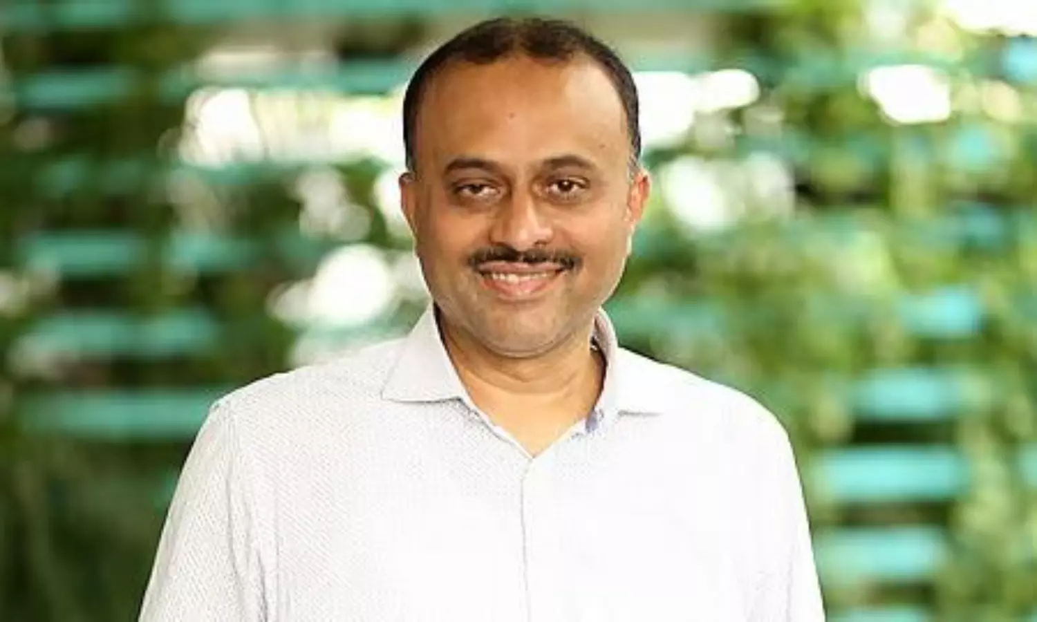 రాజాసాబ్ నిర్మాతకు నిరసన సెగ... కార్మికుల స్ట్రాంగ్ వార్నింగ్ రాజాసాబ్ నిర్మాతకు నిరసన సెగ... కార్మికుల స్ట్రాంగ్ వార్నింగ్