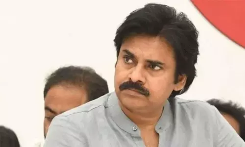 సినిమాలు రాజకీయాలు...పవన్ ప్లాన్ అదేనట ?