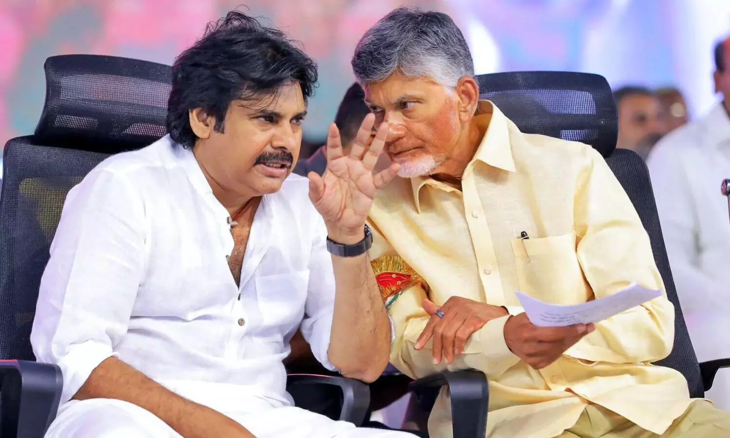 గిరిజ‌న ఓట్లు: టీడీపీ వ‌ర్సెస్ జ‌న‌సేన ..!