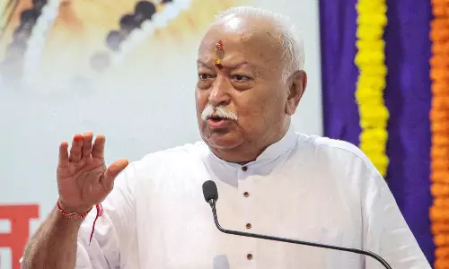 మళ్ళీ సంచలన వ్యాఖ్యలు చేసిన ఆర్ఎస్ఎస్