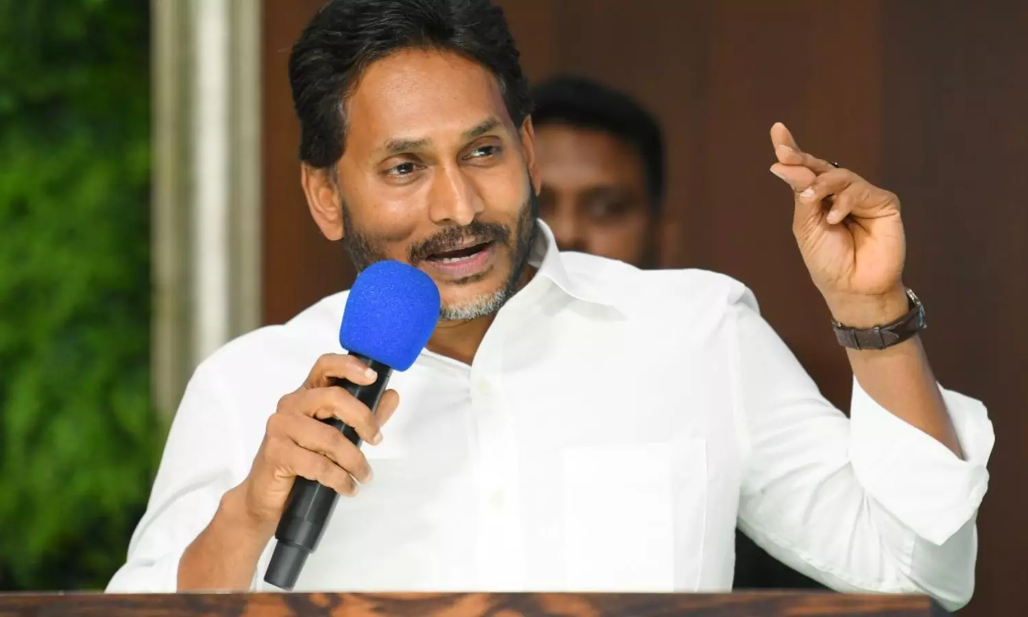 వారికి నో బోర్డు... జగన్ సంచలన నిర్ణయం ? వారికి నో బోర్డు... జగన్ సంచలన నిర్ణయం ?