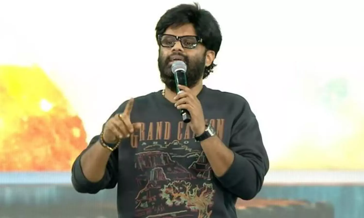 హిందీని మించి వ‌సూలు చేయాలి: నాగ‌వంశీ