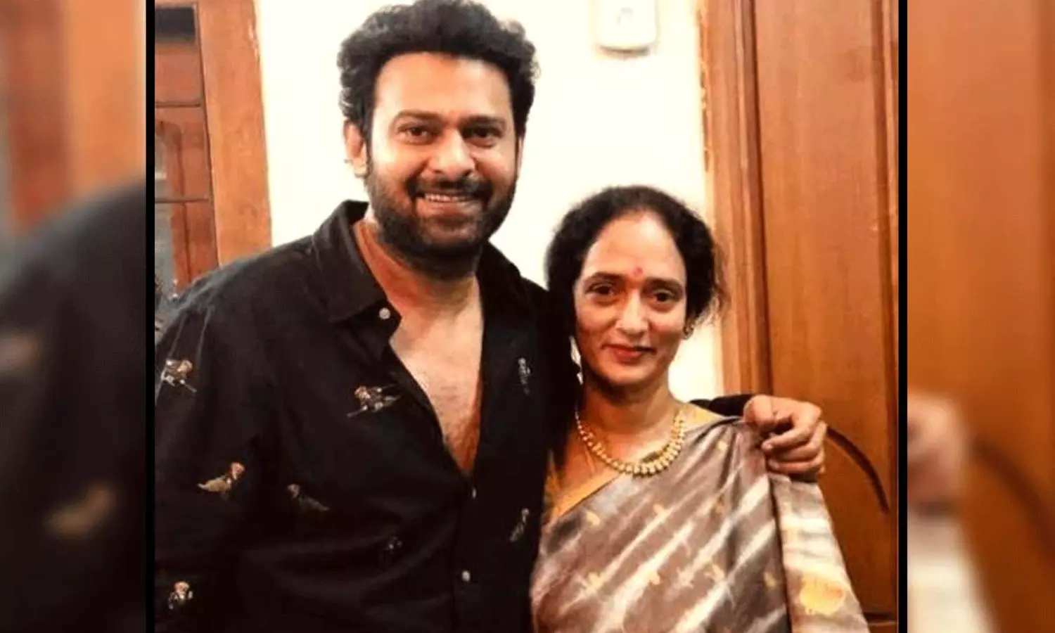 ఆలయం సాక్షిగా ప్రభాస్ పెళ్లి గురించి పెద్దమ్మ! ఆలయం సాక్షిగా ప్రభాస్ పెళ్లి గురించి పెద్దమ్మ!