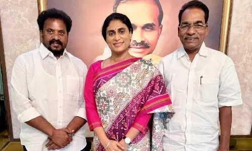ఇద్దరి వర్కింగ్ ప్రెసిడెంట్లు... షర్మిల కీలక నిర్ణయం