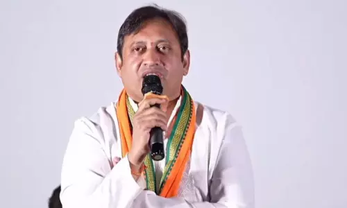 ఇండస్ట్రీలో సమస్య తీరే వరకు మాల తీయను -నిర్మాత ఎస్కేఎన్