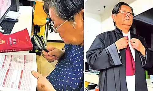 90 ఏళ్ల వయసులో లాయర్ గా మారిన తల్లి.. కారణం ఇదే..