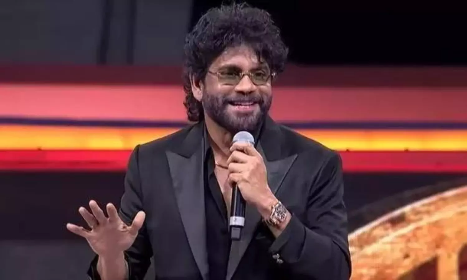 అలా నటించి బోర్ కొట్టింది.. అందుకే కూలీలోల ఇలా : నాగ్