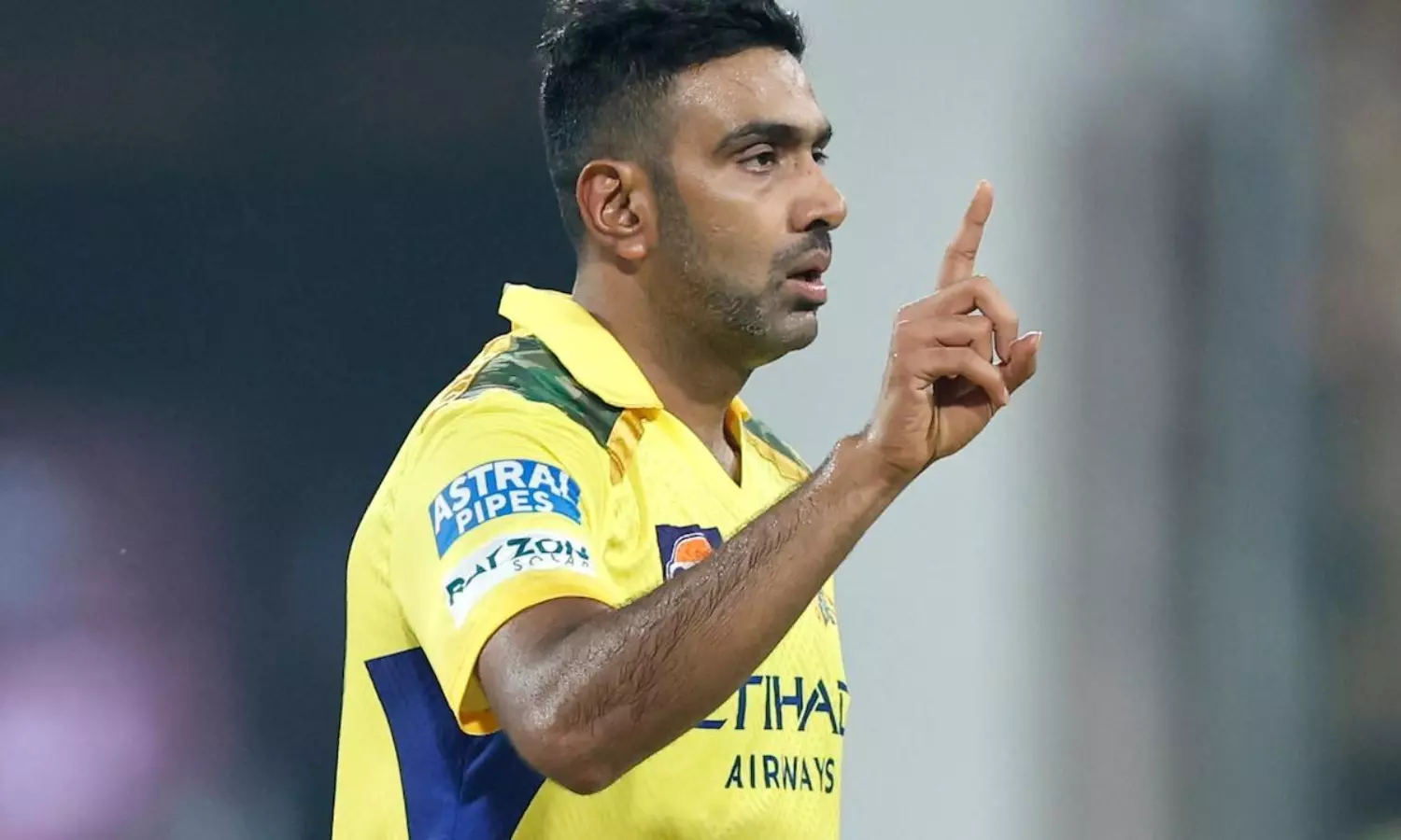 సింహం ముసలిదైందని ఎలుక ఎకసెక్కాలు..సీఎస్కేతో స్టార్ స్పిన్నర్ ఆట సింహం ముసలిదైందని ఎలుక ఎకసెక్కాలు..సీఎస్కేతో స్టార్ స్పిన్నర్ ఆట