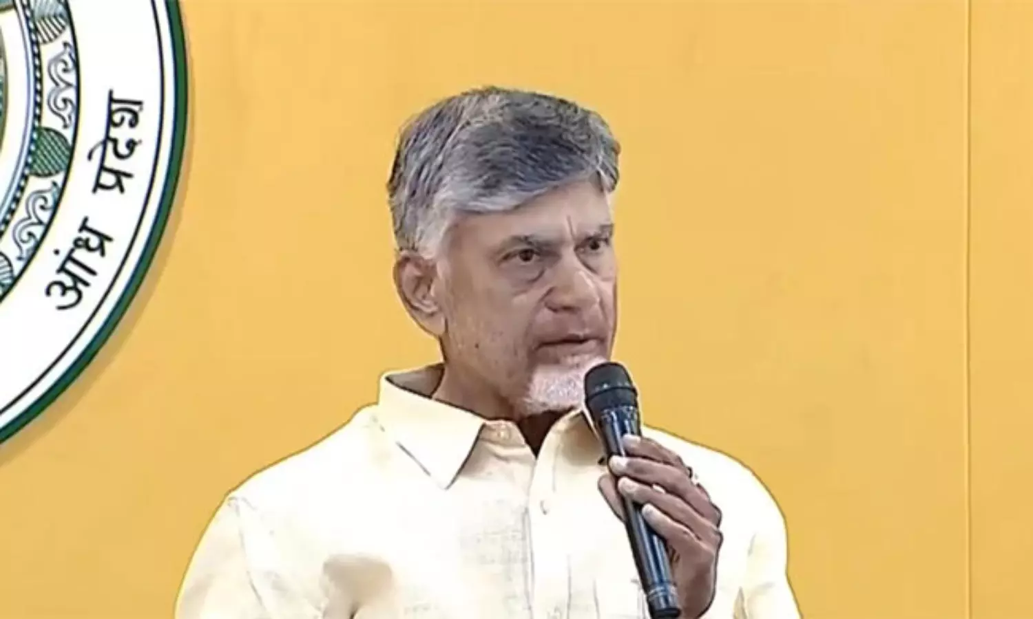 బాబూ.. ఆ రెండూ ఎందుకు వదిలేయాలి ..! బాబూ.. ఆ రెండూ ఎందుకు వదిలేయాలి ..!