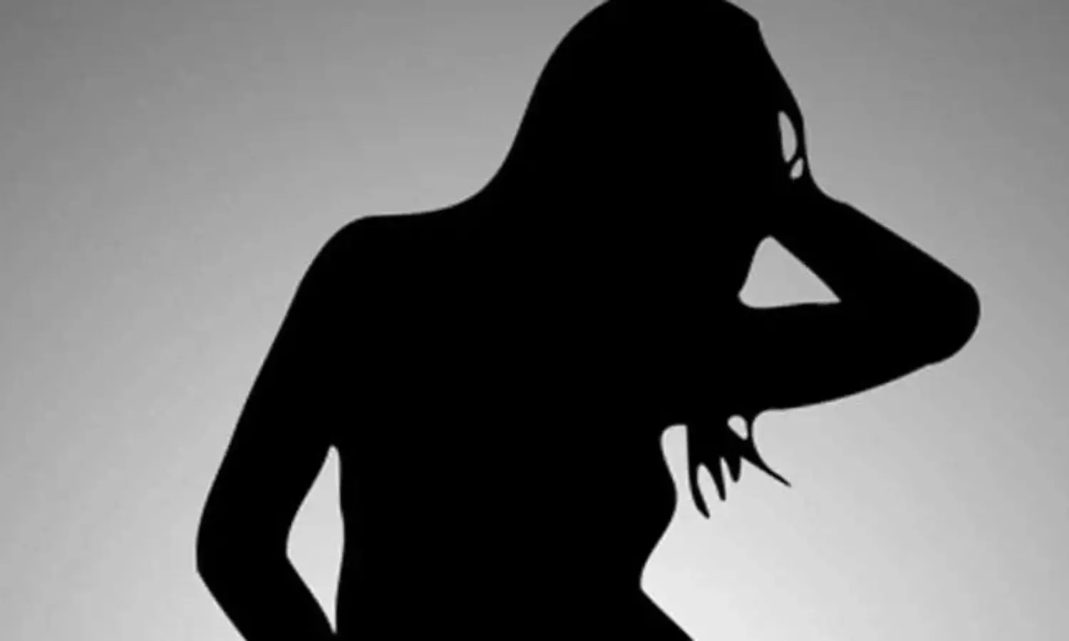 రెబల్ స్టార్ కోసం ఏదైనా చేస్తా - హీరోయిన్ రెబల్ స్టార్ కోసం ఏదైనా చేస్తా - హీరోయిన్