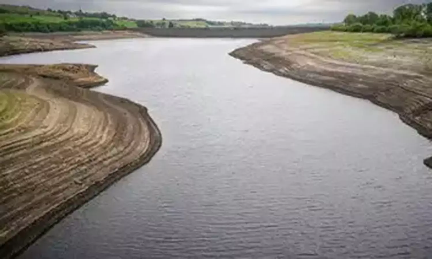 డేటా డిలీట్ చేస్తే.. తాగునీరు.. ఓ దేశం వింత వ్యవహారం.. డేటా డిలీట్ చేస్తే.. తాగునీరు.. ఓ దేశం వింత వ్యవహారం..