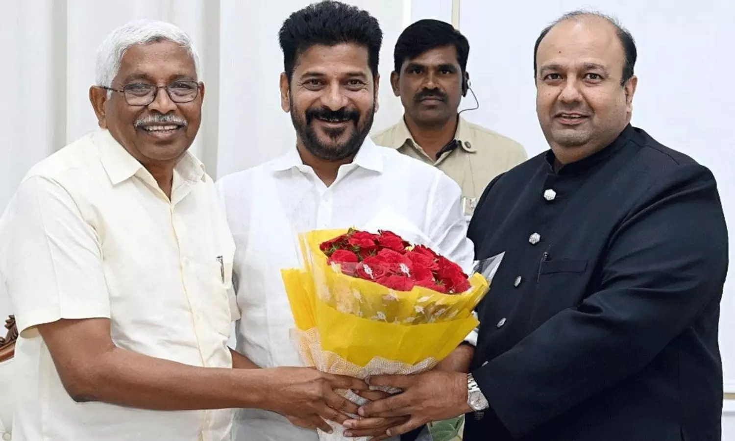 ఎమ్మెల్సీలు కోదండరాం, అలీ ఖాన్ ల పోస్టులు ఊస్ట్