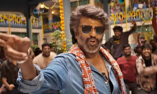కూలీ రైటర్ బయటపెట్టిన సీక్రెట్..!