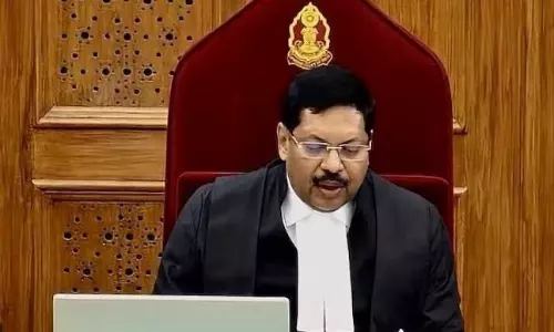 వీధి కుక్కలపై సెలబ్రెటీల పోస్టులు.. సుప్రీంకోర్టు చీఫ్ జస్టిస్ స్పందన