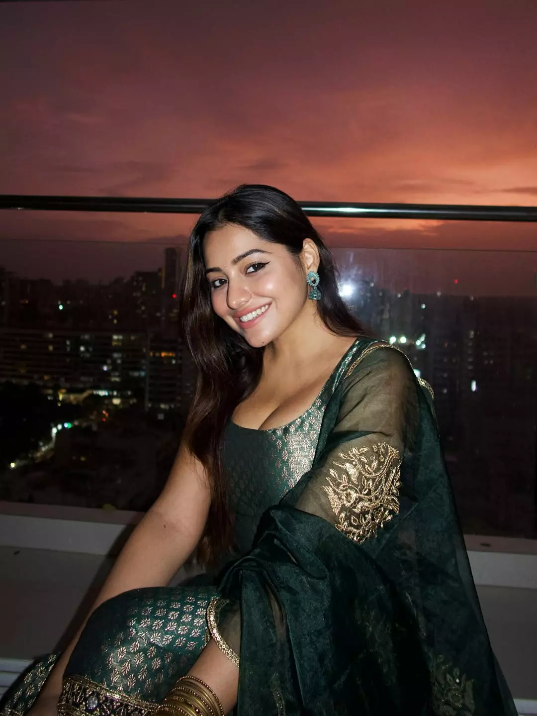 Simran Kaurs Fashion Goals On Point Simran Kaurs Fashion Goals On Point