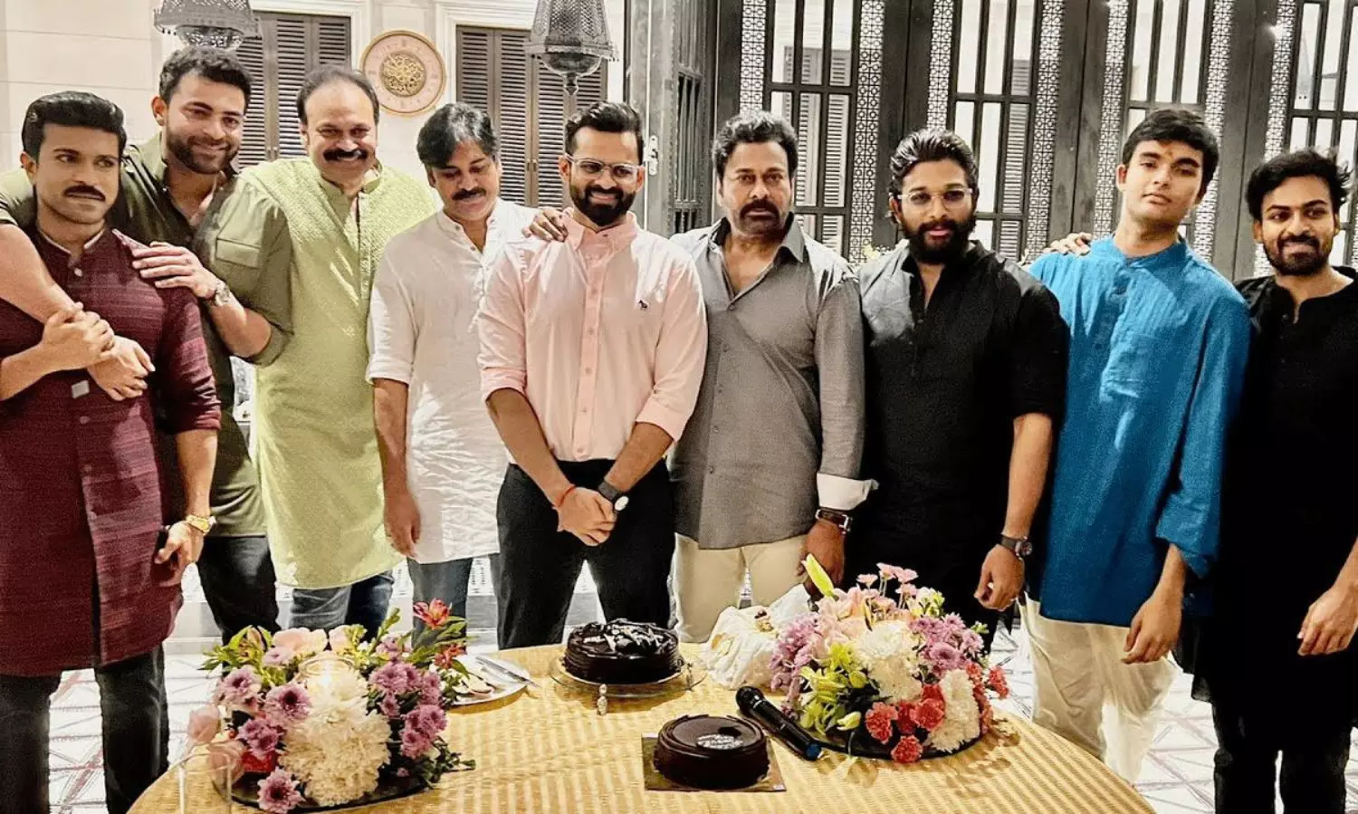 మెగా హీరోలంతా వెయిటింగ్ దానికోసమే.. ఏం చేస్తారో?