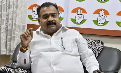 జగన్ ను విడిచిపెట్టని కాంగ్రెస్.. రెండోసారి మాణిక్కం హాట్ కామెంట్స్ జగన్ ను విడిచిపెట్టని కాంగ్రెస్.. రెండోసారి మాణిక్కం హాట్ కామెంట్స్