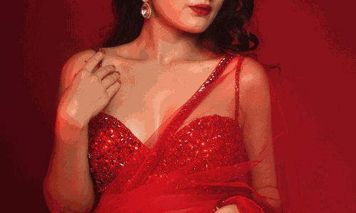 Fatima Sana Shaikh�s Saree Style with a Modern Twist