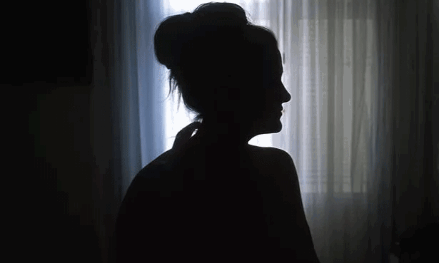 అదే గ్యాంగ్  ఆమెనీ టార్గెట్ చేసిందా!